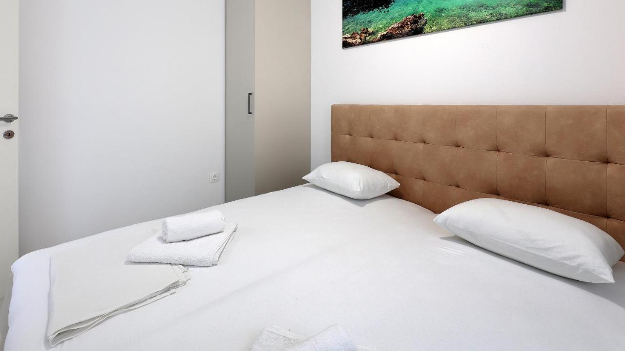 Apartments Tomy Novalja Zewnętrze zdjęcie
