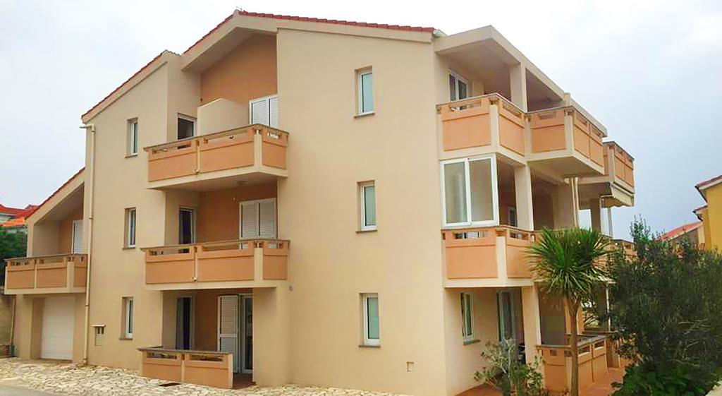 Apartments Tomy Novalja Zewnętrze zdjęcie