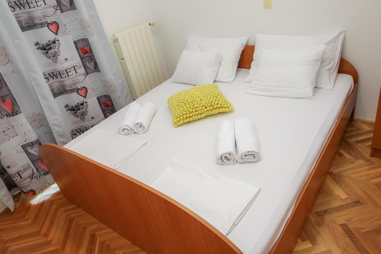 Apartments Tomy Novalja Zewnętrze zdjęcie